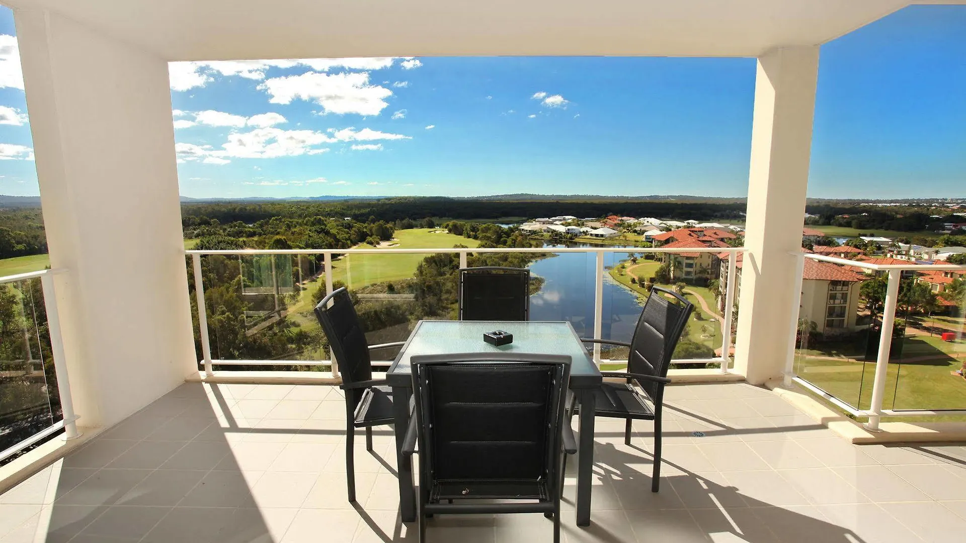 ****  Pelican Waters Golf Resort Sunshine Coast Caloundra Australia